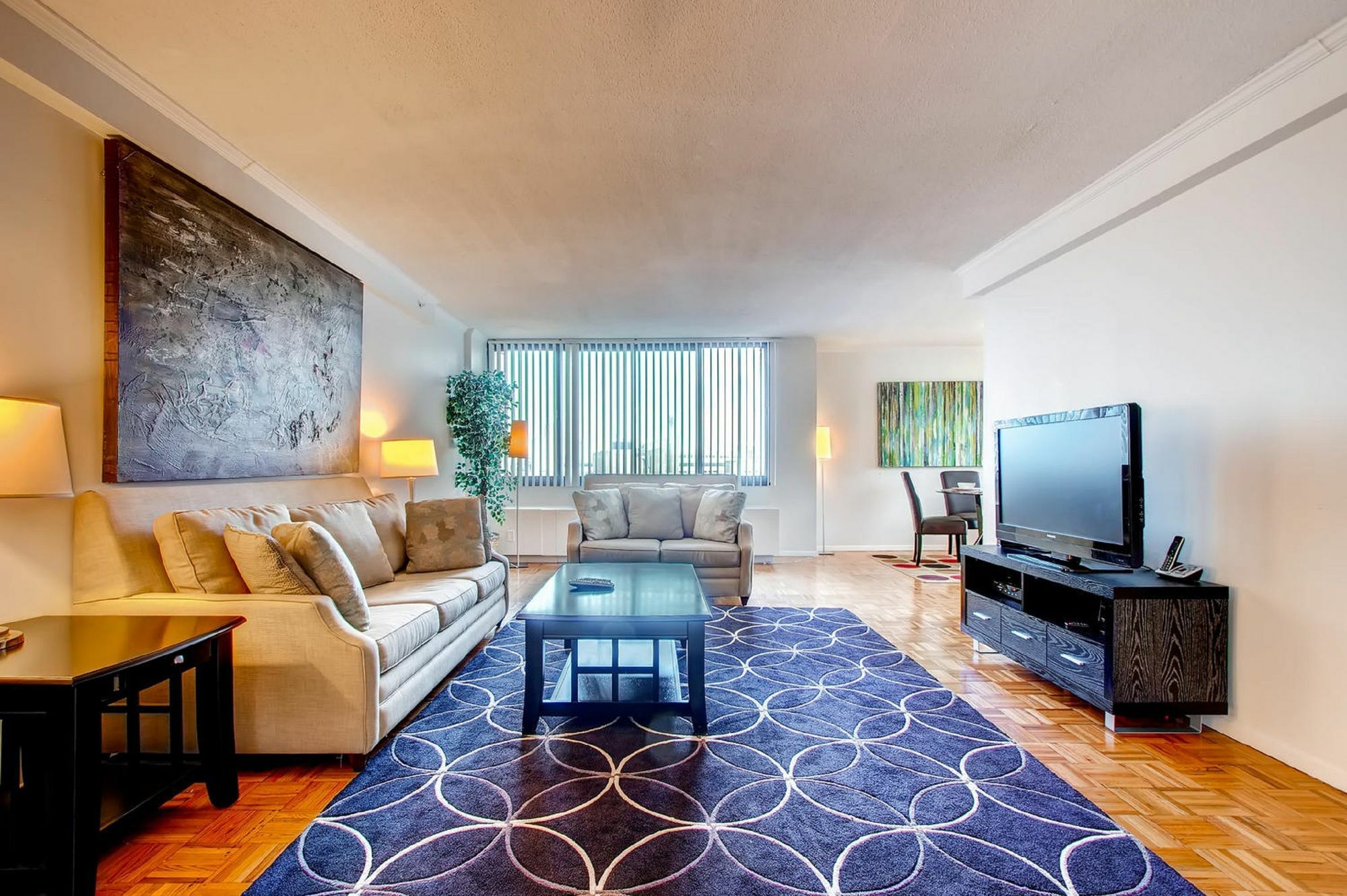 Global Luxury Suites At The Commonwealth Бостън Екстериор снимка